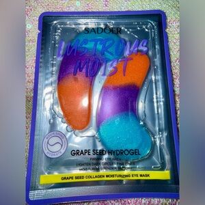 Sadoer Lustrous Moist Firming Eye Mask Nourishing Grape Seed Collagen Hydrogel